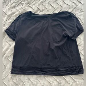 Black lulu-lemon athletic tshirt size 4